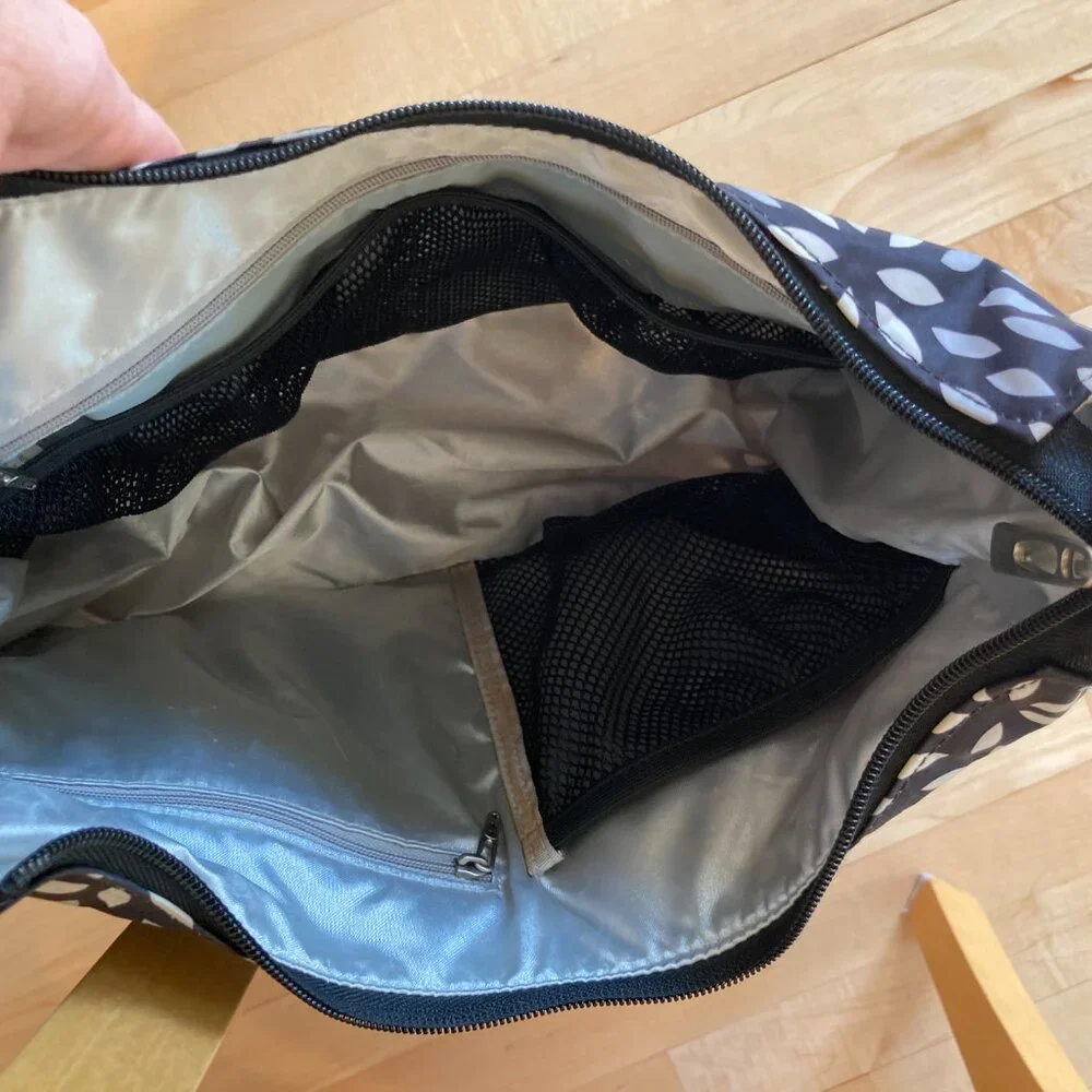 JuJuBe Classic Collection HoboBe Purse Diaper Bag, Excellent ! No changing pad.
